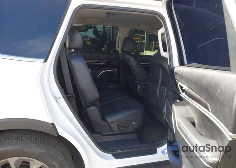 2024 Kia Telluride Lx z USA, uszkodzony, nr VIN 5XYP24GC6RG442787